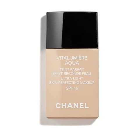 chanel perfection lumiere teint effet flouteur|chanel vitalumière aqua foundation.